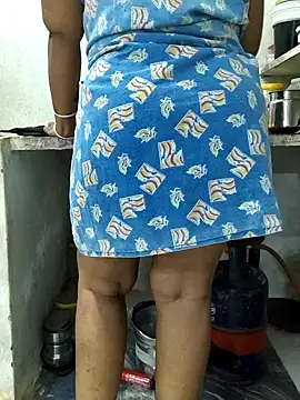 MaaliiiPonuTamil webcam