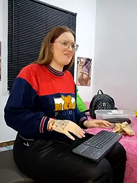 kendallclarkk03 webcam