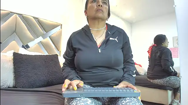 raquell_moore webcam