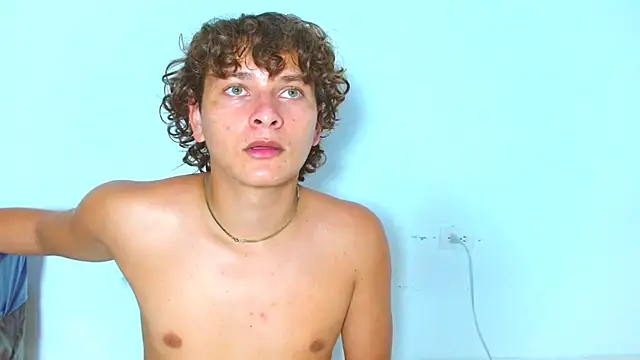 arielnoir6958 webcam