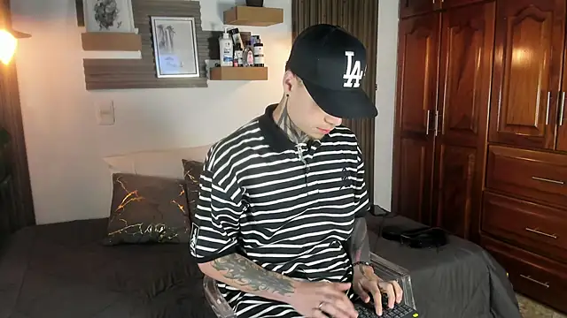 acxel_prescot webcam