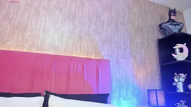 Kendra_kobein webcam