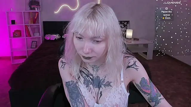 tattoo_art_baby webcam