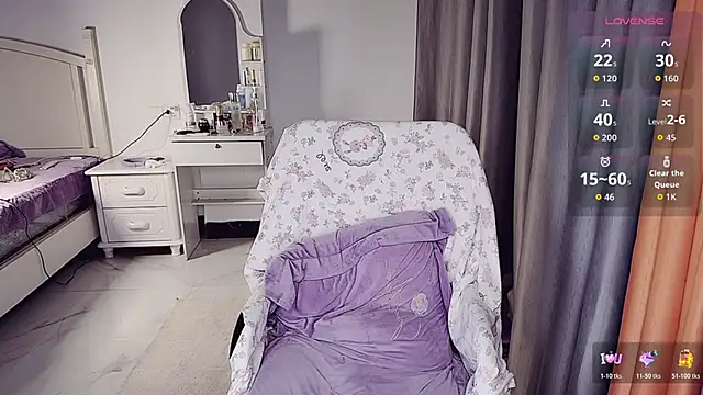 美女NolanMia在线直播