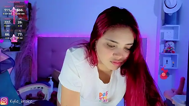 Kylie_brokee webcam