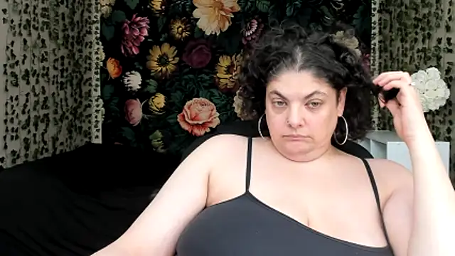 Exxxotic_Melons webcam