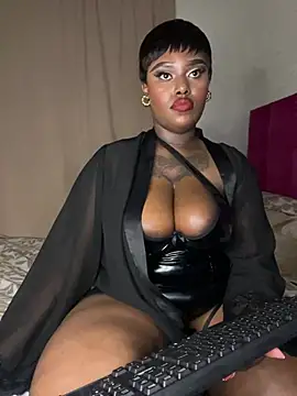 QUEEN_NOBUHLE_FEMDOM_777