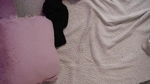 tu_julieta_gh webcam