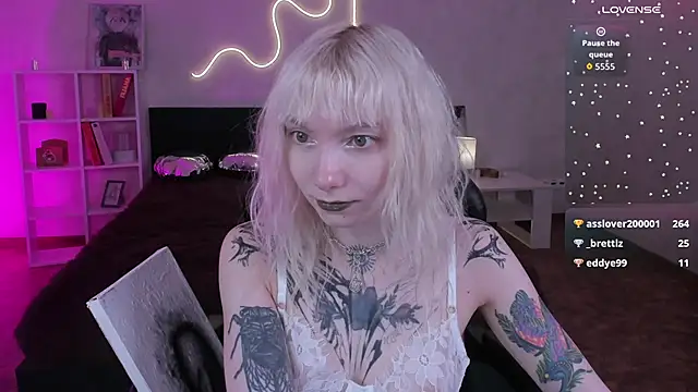 tattoo_art_baby webcam