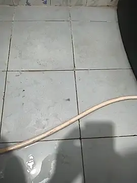 leon_hot33 (Ask my age) - Make me hard