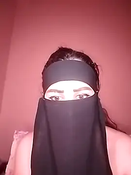 miss_dou3ae (F milf) - سيارة