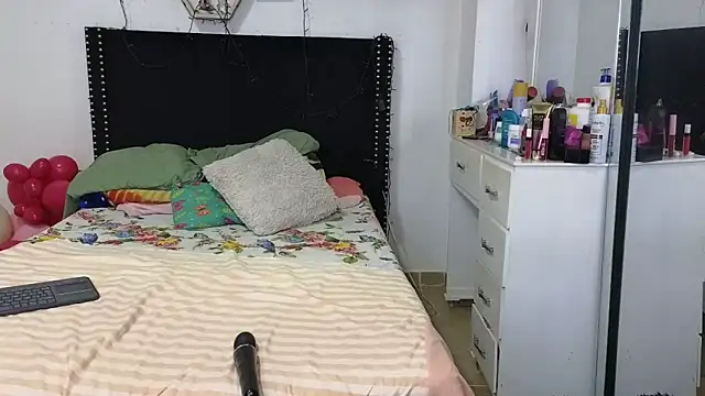 charlotte_077 webcam