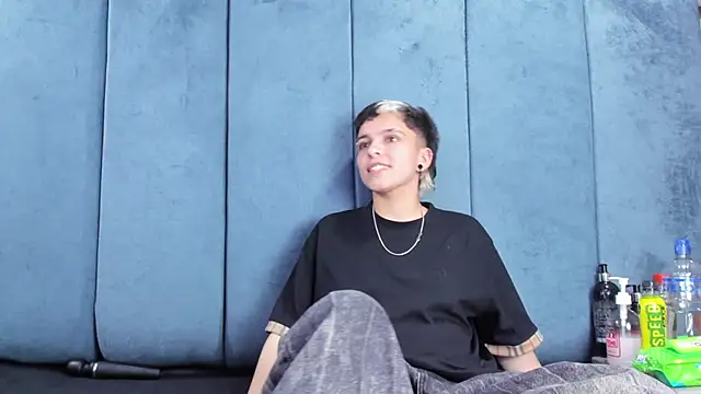 Megan_Thompson_ webcam