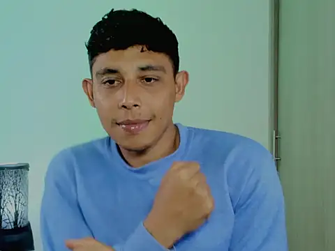 nilo2021 - Nilo2021's free webcam - UK Sex Cams