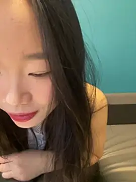 ZHJKS9988 Stripchat cam model