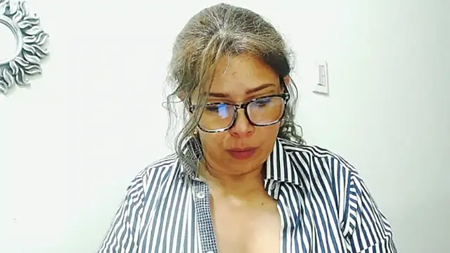 dalilasquirt1 (F milf) - open your mouth, make me squirt💦💦