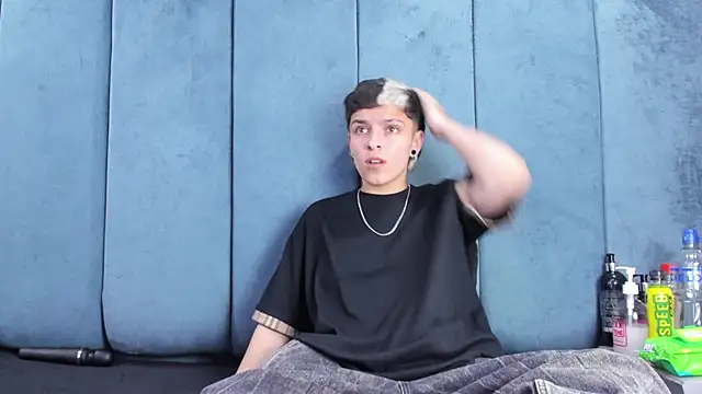 Megan_Thompson_ webcam