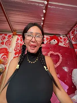 sweetieme's Live Sex Cam Show