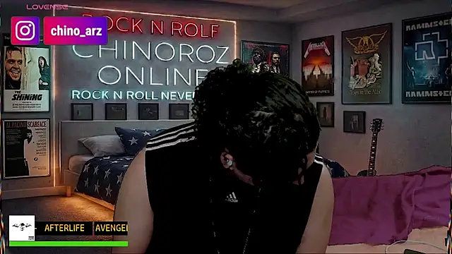 chino_roz webcam