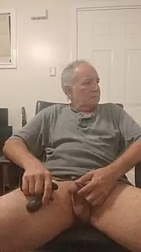 xxcuthulu23 (M grandpa) - get a Lovense PC dongle.