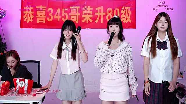 美女CM---002在线直播