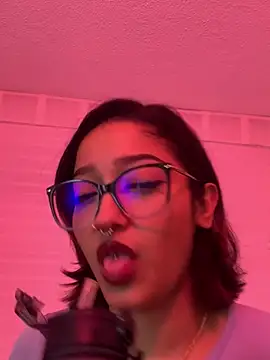 LilithMonette webcam