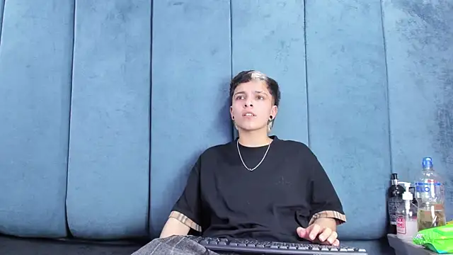 Megan_Thompson_ webcam