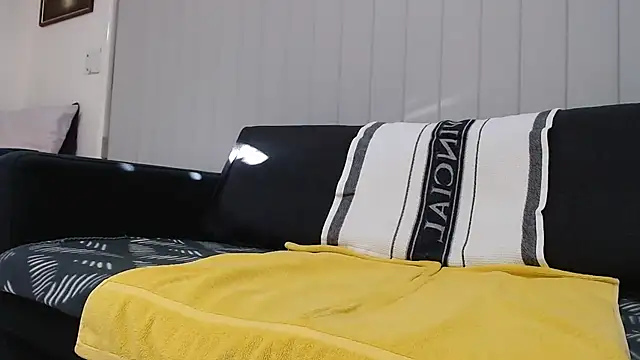 lilchristian@xh webcam