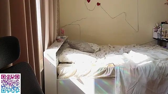 boozekirs_ - Boozekirs_'s free webcam - UK Sex Cams