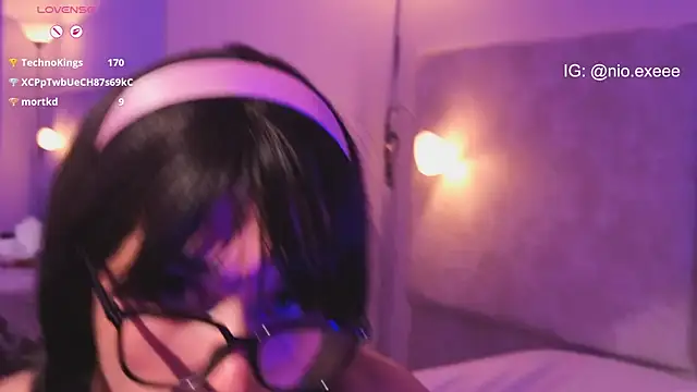 Nioki_ live sex cam