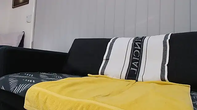 lilchristian@xh webcam