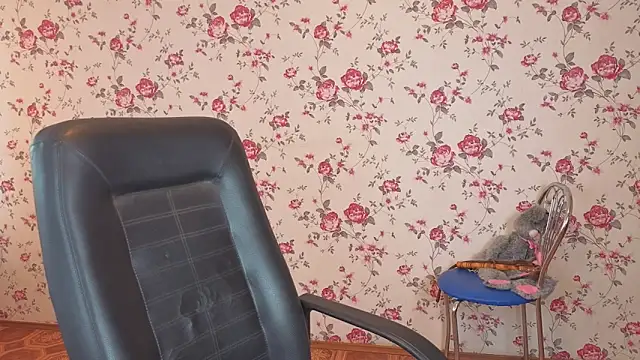 Maya_Mayflower webcam