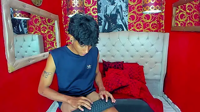 straightyoungpein webcam