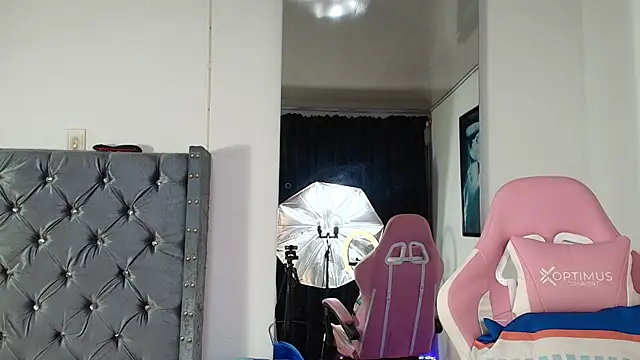 GraceWallace_ webcam