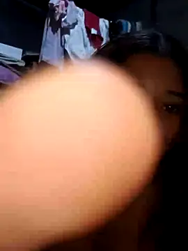 Webcam Model (Violethroos)  is live.Free join now!