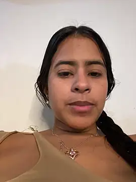 lucirganaxxx webcam