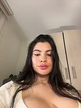 paulaa_333 webcam