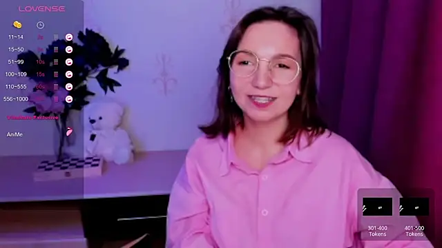 KindHazelHere_ webcam