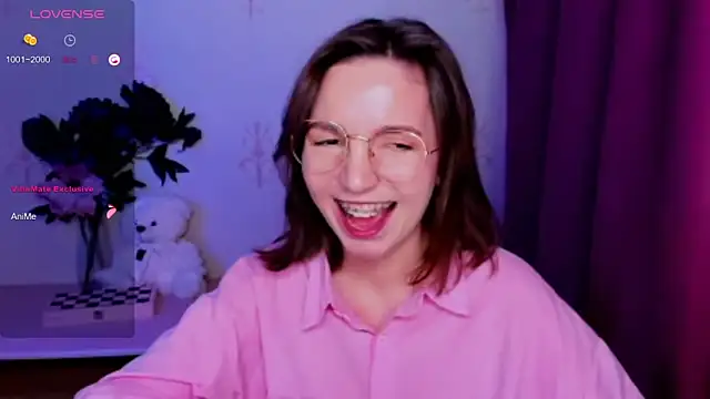 kindhazelhere_ - KindHazelHere_'s free webcam - UK Sex Cams