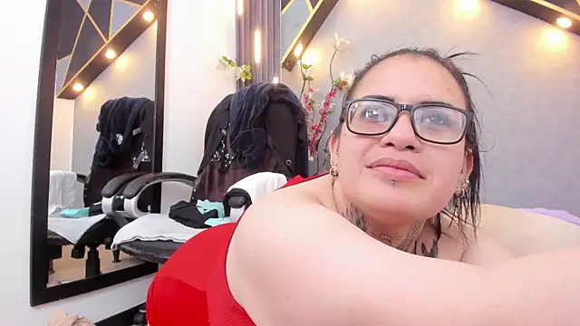 brigittemiller (F milf) - cream in my ass+two fingers