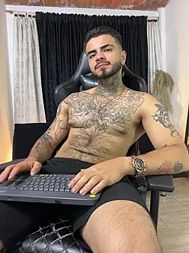 benjii_carter1 (M young) - BIG CUM ON MY CHEST