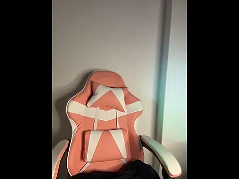 ScarletVelvetX webcam