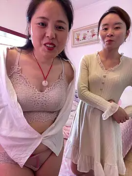 美女tianwei2567在线直播