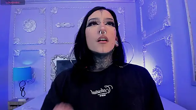 kat_vonde - Kat_VonDe's free webcam - UK Sex Cams