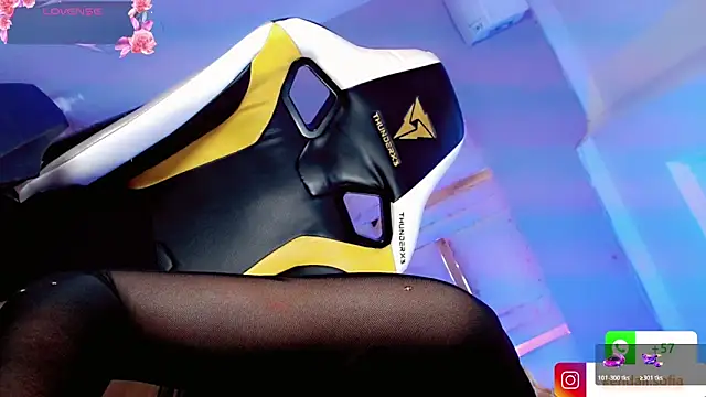 Sophiaa_doll_ webcam