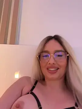 mollyxxx (F young) - Cum and squirt