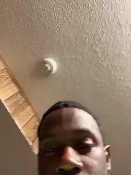 pussyeater_- - Pussyeater_-'s free webcam - UK Sex Cams