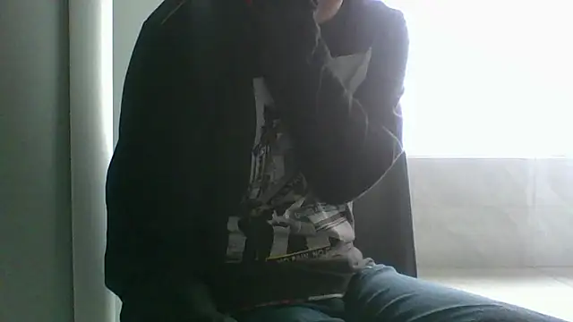 nole_china7 (Ask my age) - talk / fun / cum