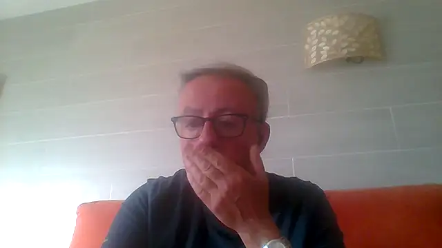 tuggy59 (M grandpa) - cum with me masurbador