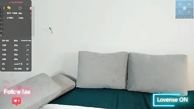 MinaDiamondd webcam